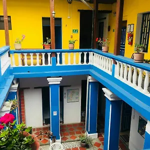 Hotel Blue Door Housing Historic Quito, Quito